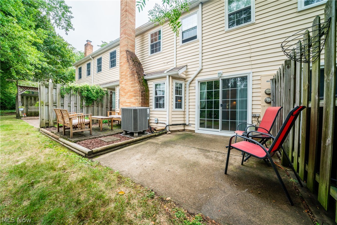 Orchards/Beacon Hill Condo - Residential