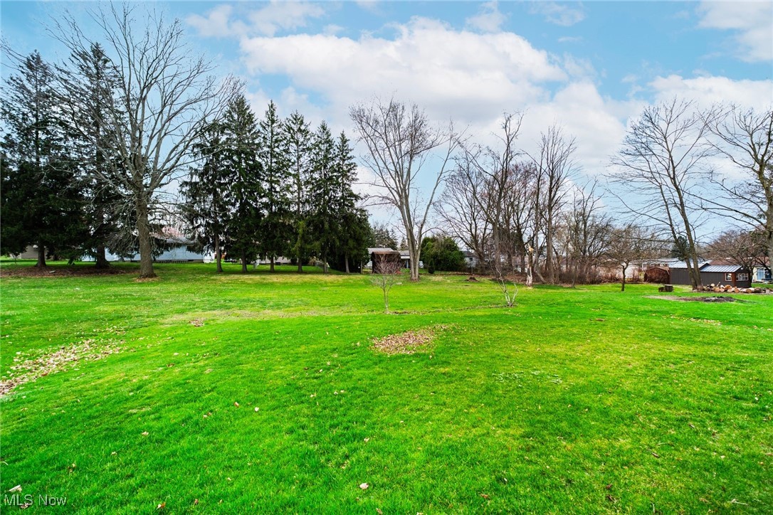 345 Coitsville Road, Campbell, Ohio image 34