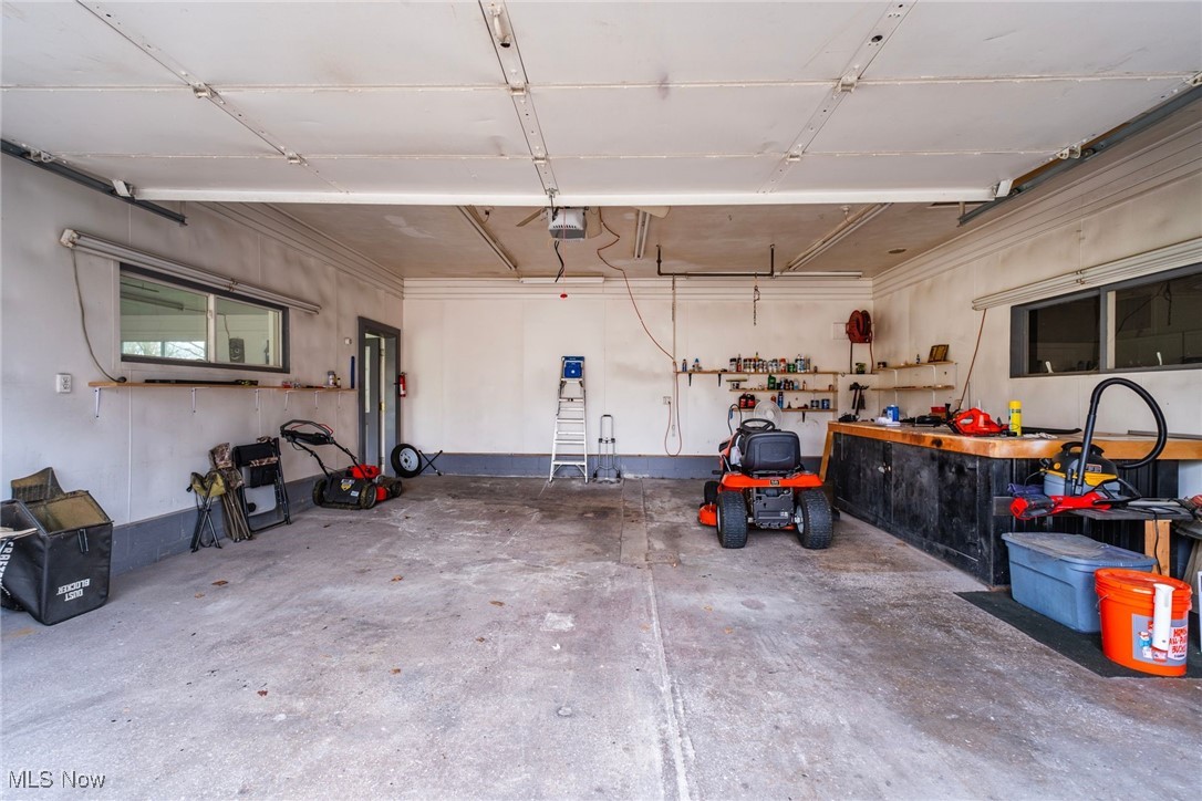 345 Coitsville Road, Campbell, Ohio image 29