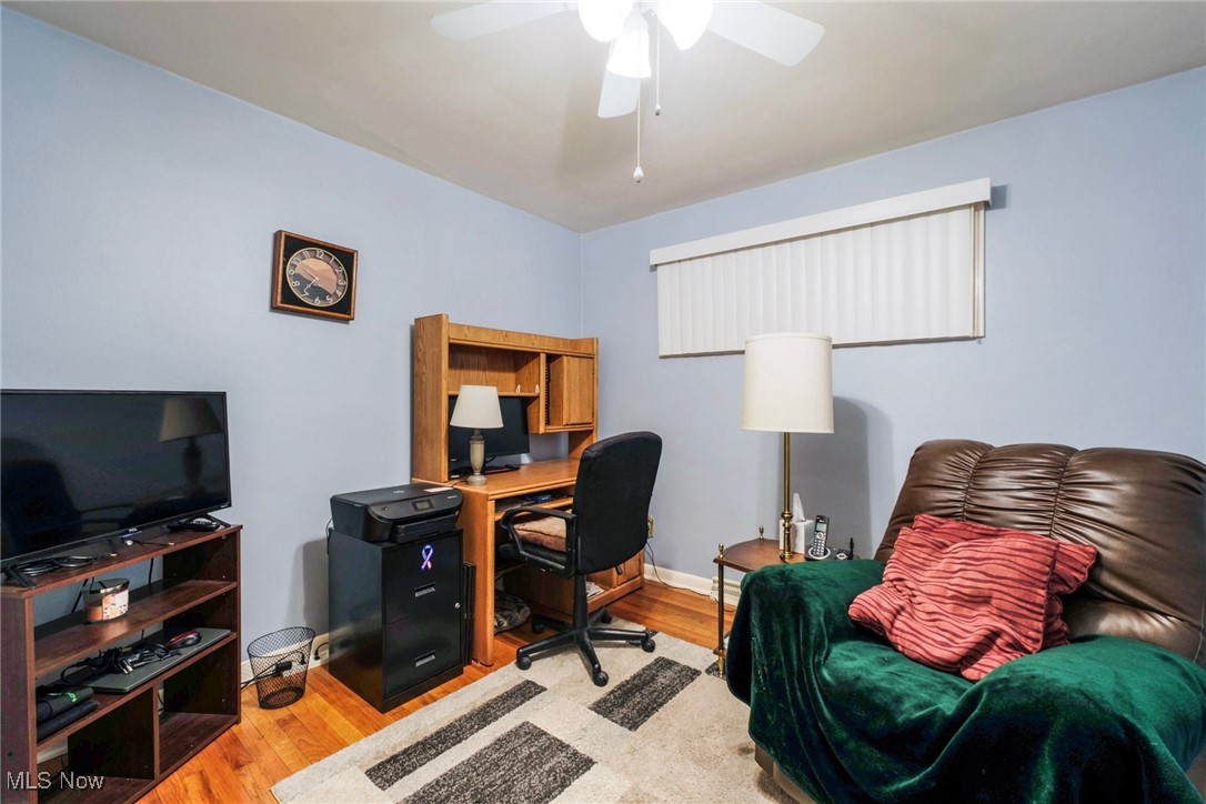 345 Coitsville Road, Campbell, Ohio image 26