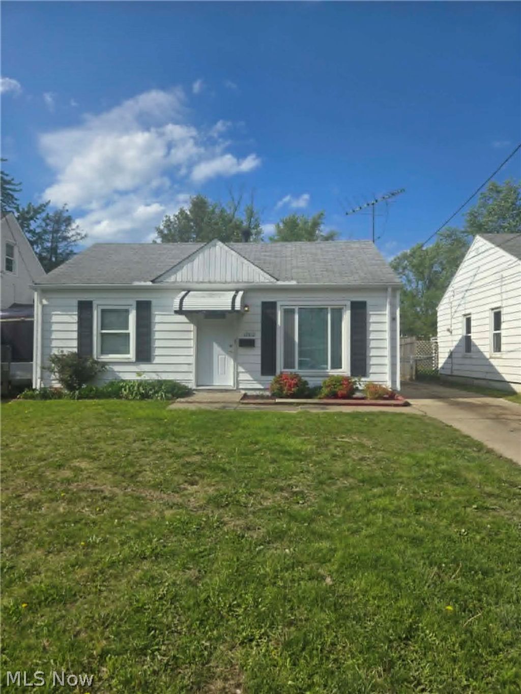 Photo of 12812 Longmead Avenue, Cleveland, OH 44135 (MLS # 5207137)