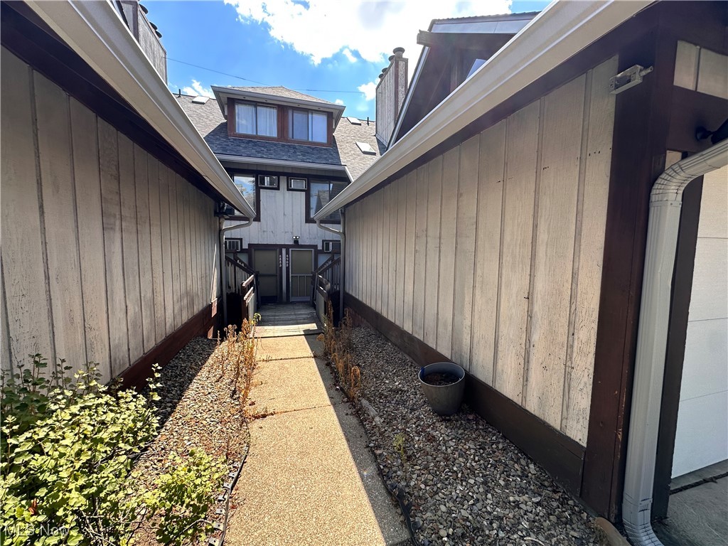 Timber Top Condo - Residential