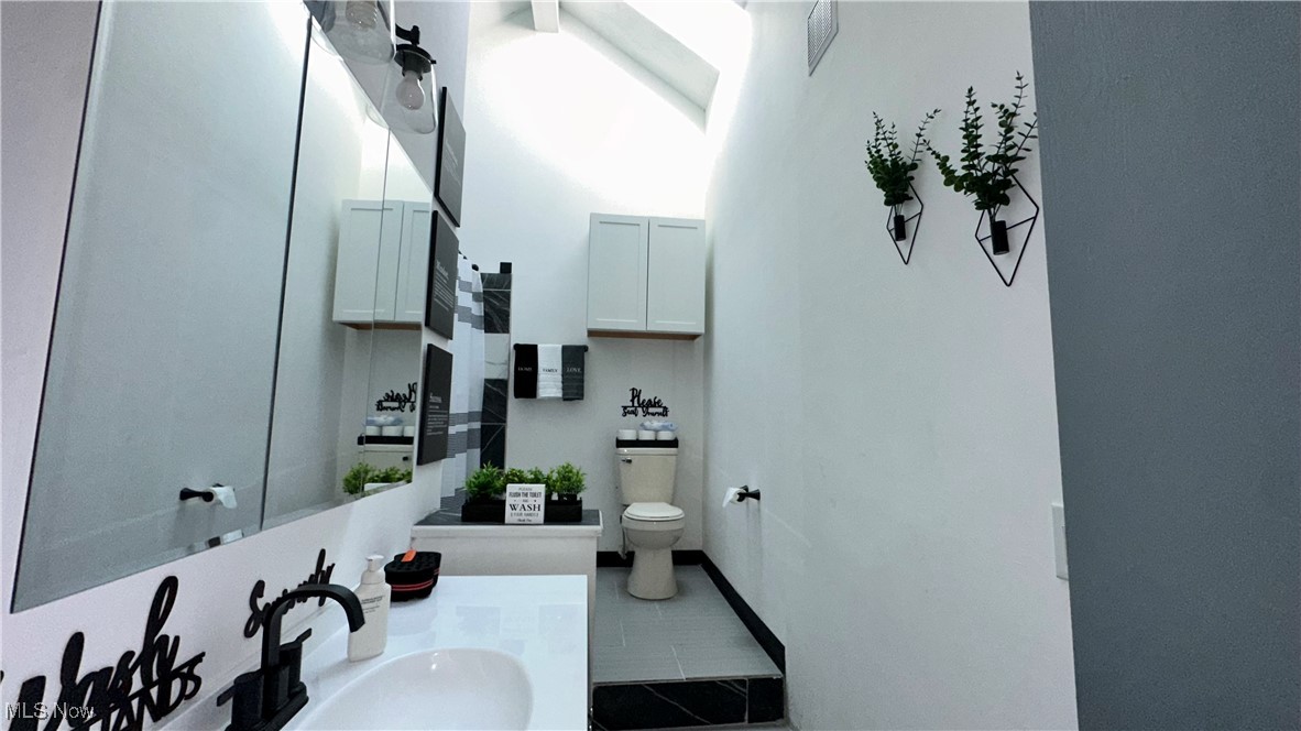 Timber Top Condo - Residential