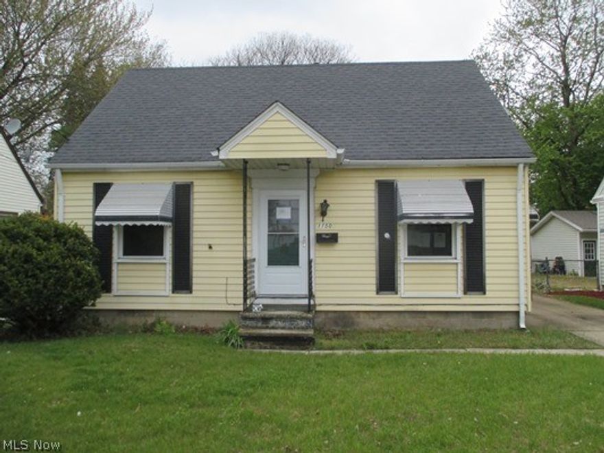 Great opportunity to own your own home !!  Three bedrooms and one full and one half bath!  2 car detached garage. Bring your personal touches to make this house you home!  Close to shopping and highways.