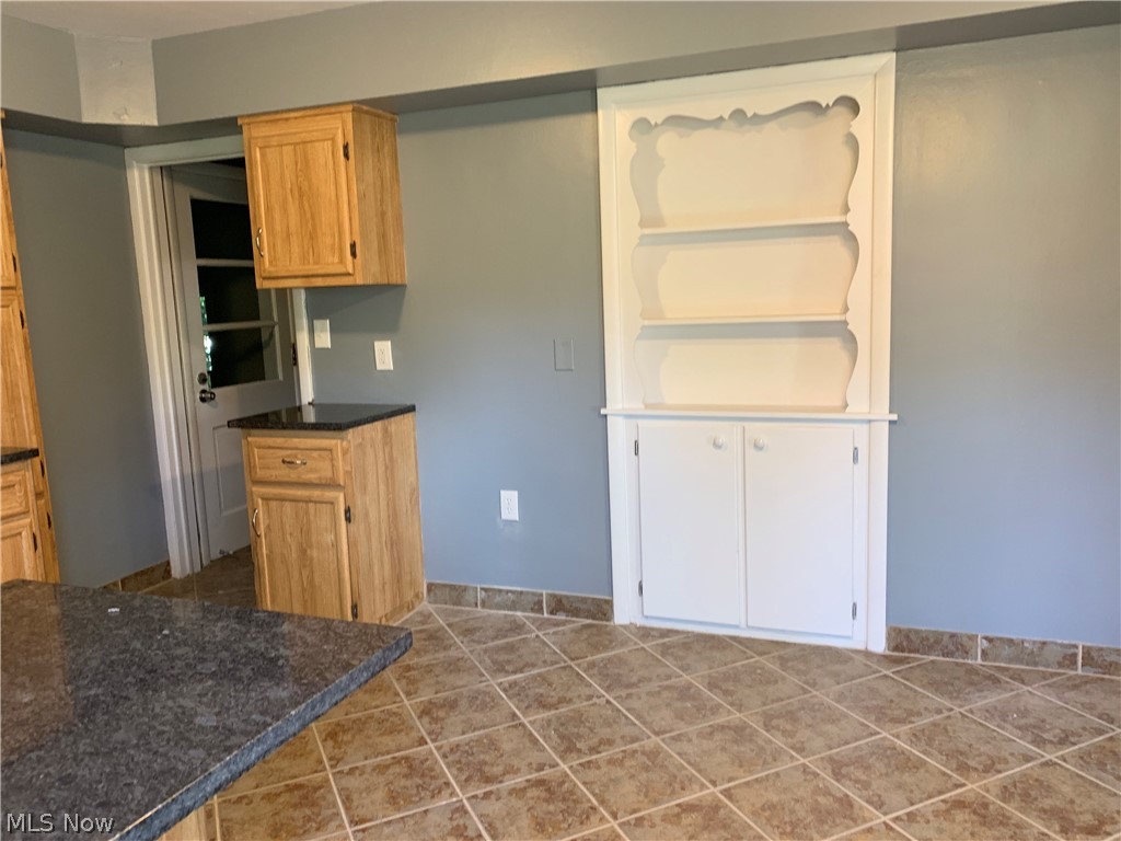 YORKSHIRE HEIGHTS - Residential