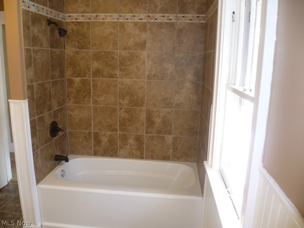 Oak Hill 02 Allotment/H L Fire - Residential