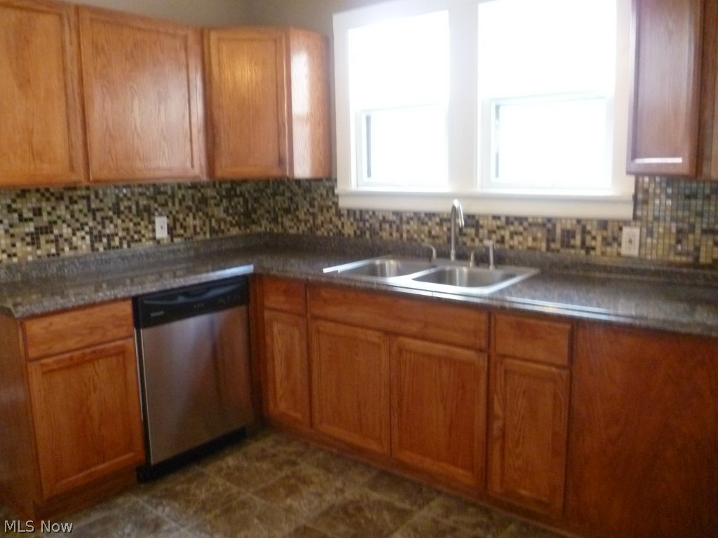 Oak Hill 02 Allotment/H L Fire - Residential