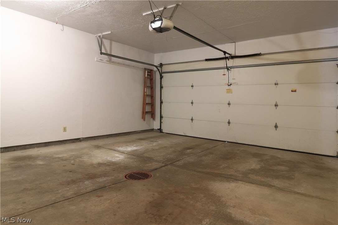 Falmouth Place Condo - Residential