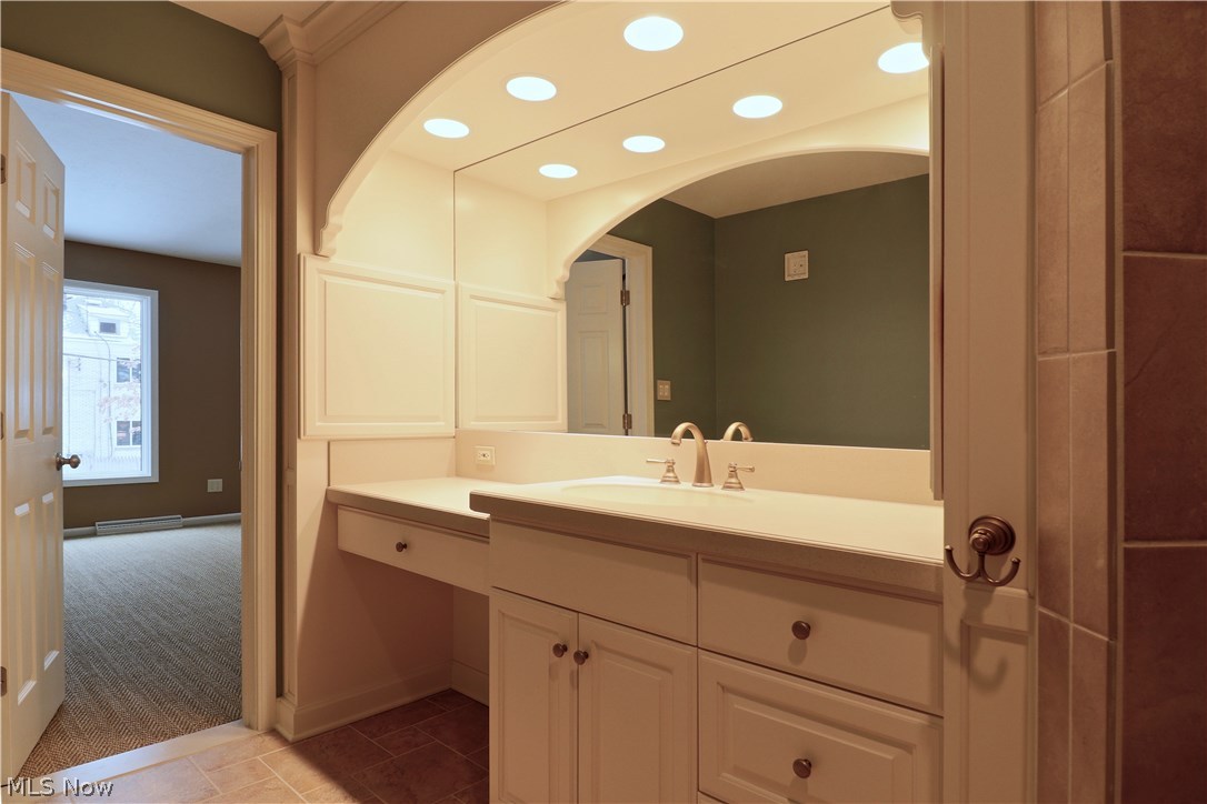 Falmouth Place Condo - Residential