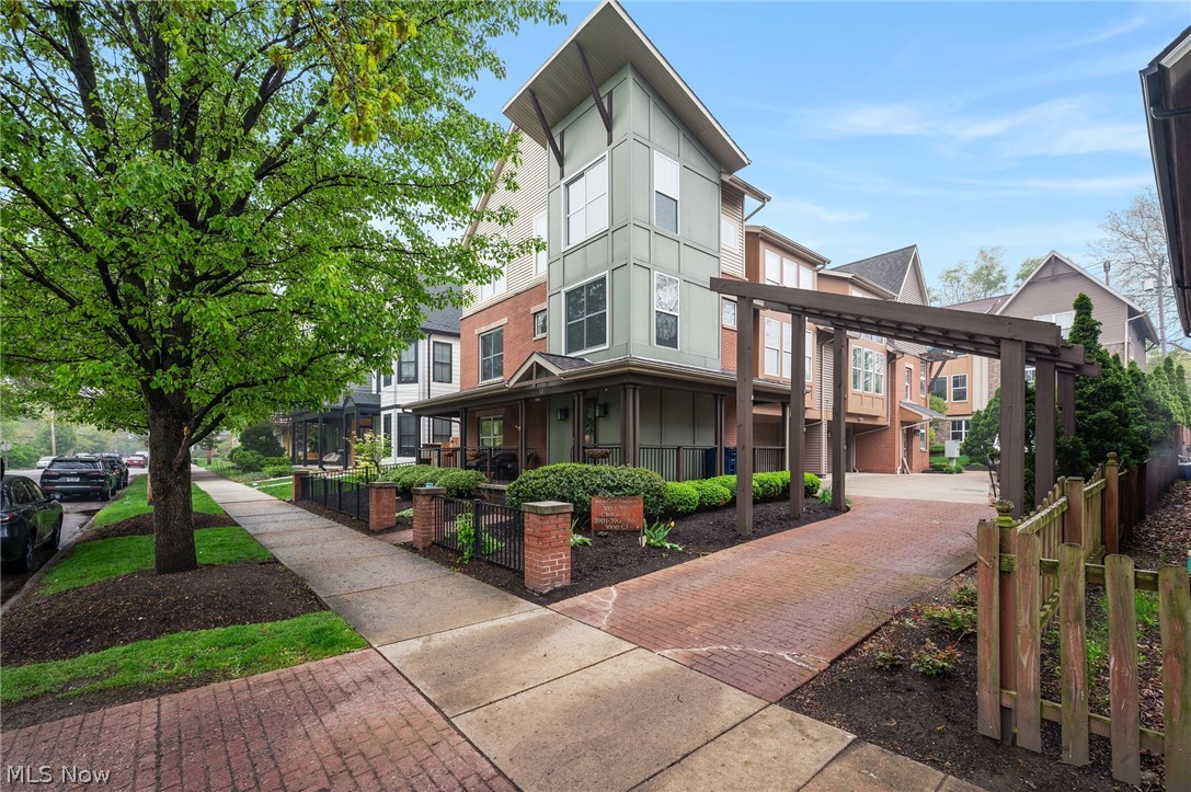 Clinton Court - Residential