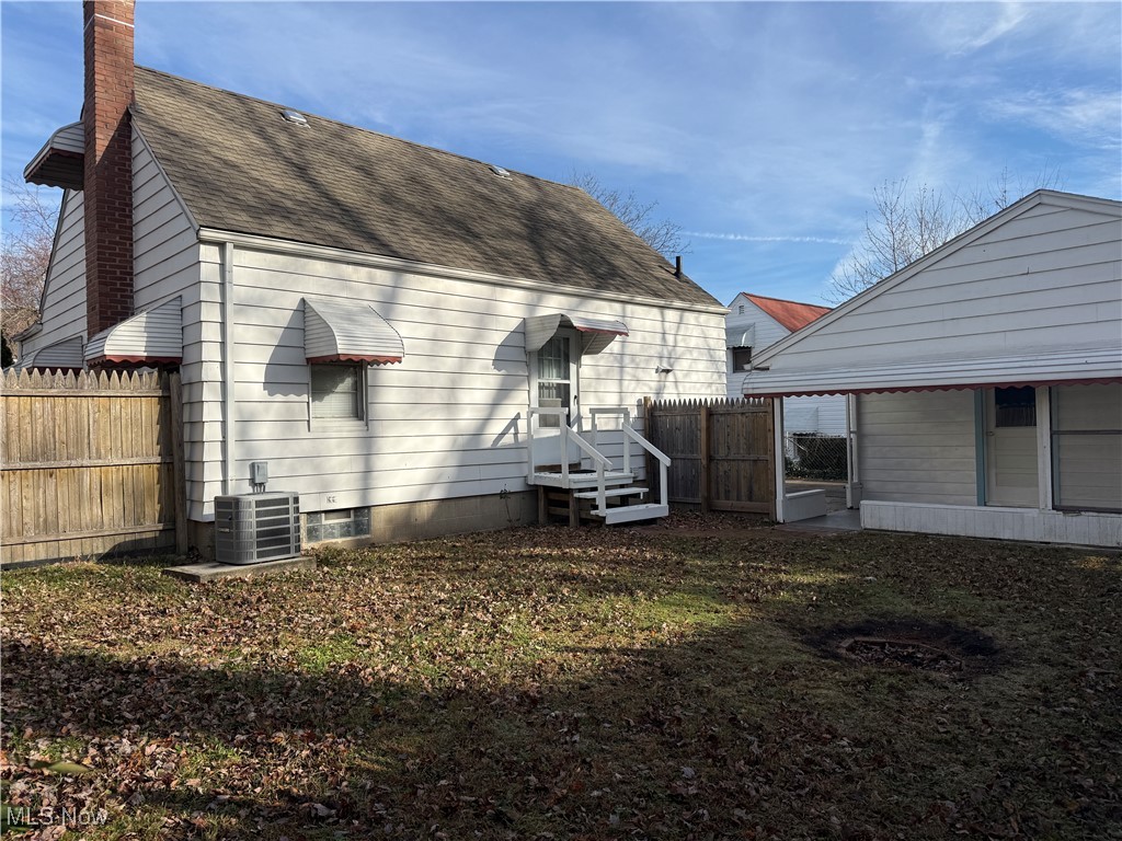 Happy Hollow - Residential