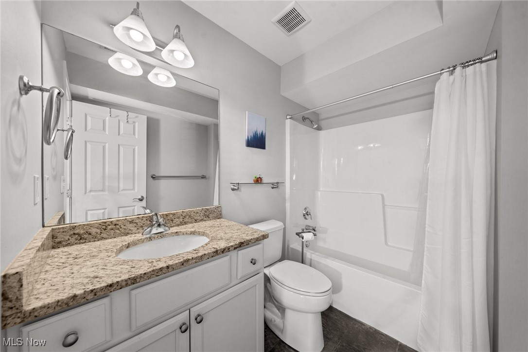 1481 Lindazzo Avenue, Cleveland, Ohio image 8