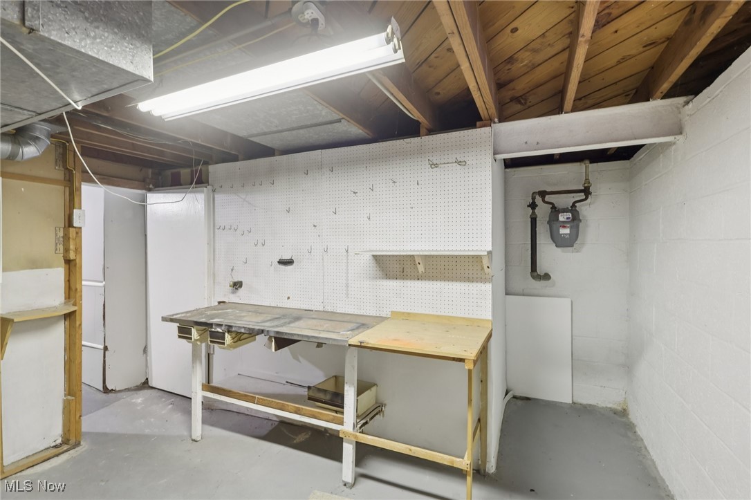 Seltzer Round Co Garfield Park - Residential