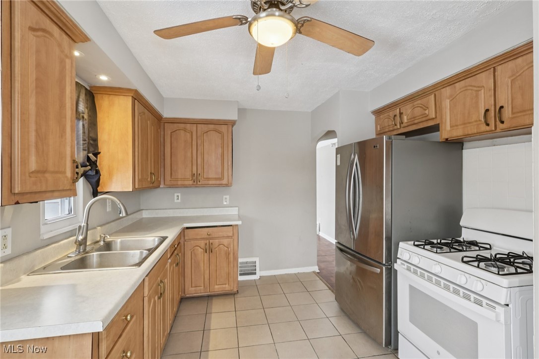 Seltzer Round Co Garfield Park - Residential