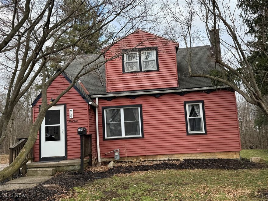 Check out this recently renovated home with open floor plan.  Complete with newer windows, plumbing, wiring, electric box, refinished hard wood floors, carpet, paint, kitchen, appliances & baths.  The 3 car detached garage has a concrete floor, work benches, heater & loft.  The office is currently open to the living room but could easily have wall put back up for a 3rd bedroom.  Schedule your showing today!