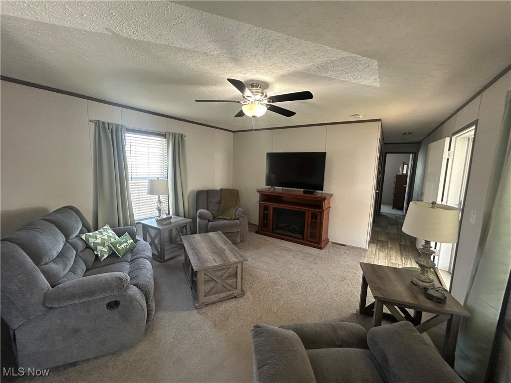 4825 Snowdrift Ln, Zanesville, Ohio image 3