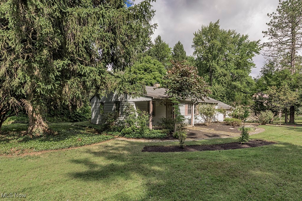 131 Fairview Road, Chagrin Falls, Ohio image 3