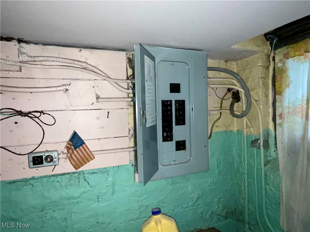 Van De Boe-Hager Cos Hlnds Su - Residential