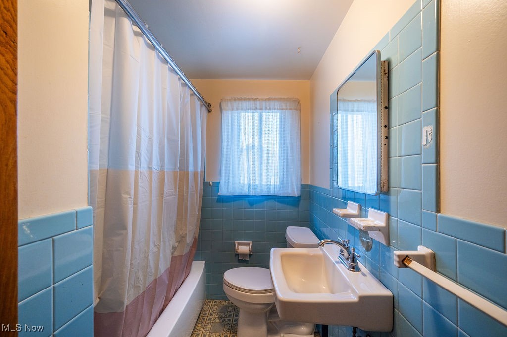 Paradise Village Adn #1 - Residential