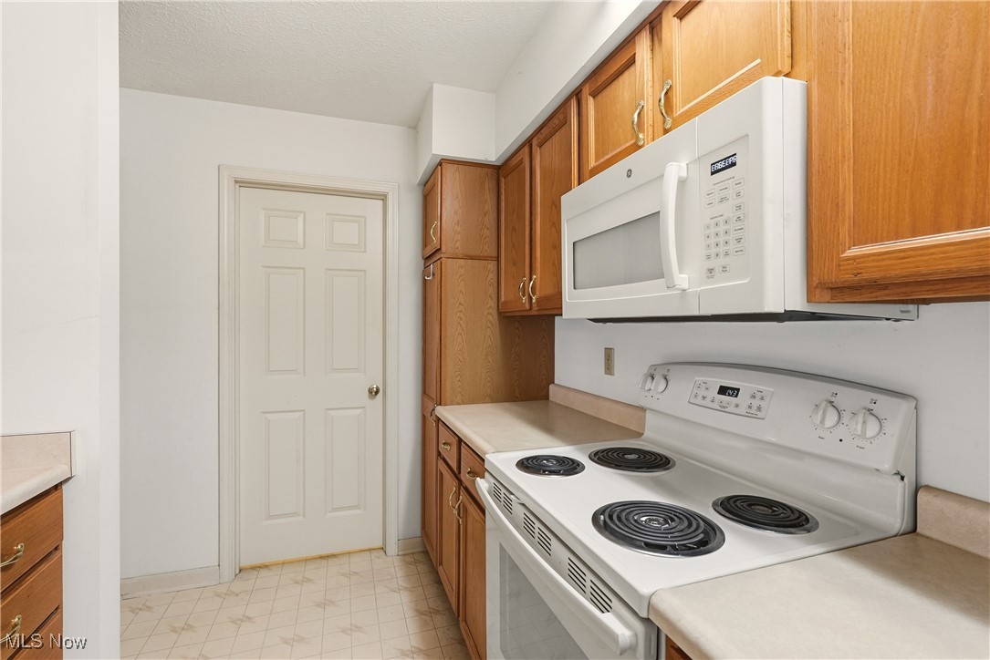 King Ridge 02 Condo - Residential