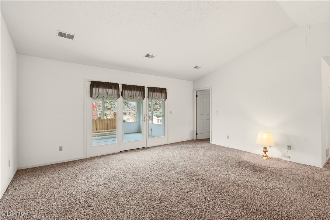 King Ridge 02 Condo - Residential