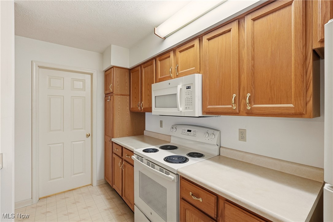 King Ridge 02 Condo - Residential