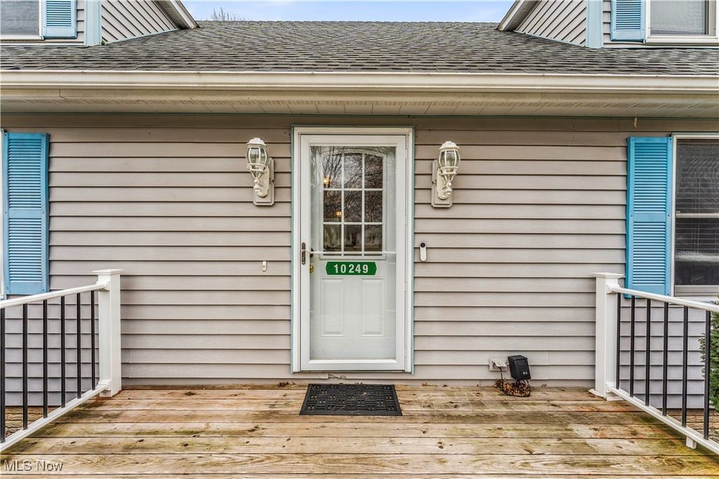 Photo of 10249 West Ridge Road, Elyria, OH 44035 (MLS # 5179668)