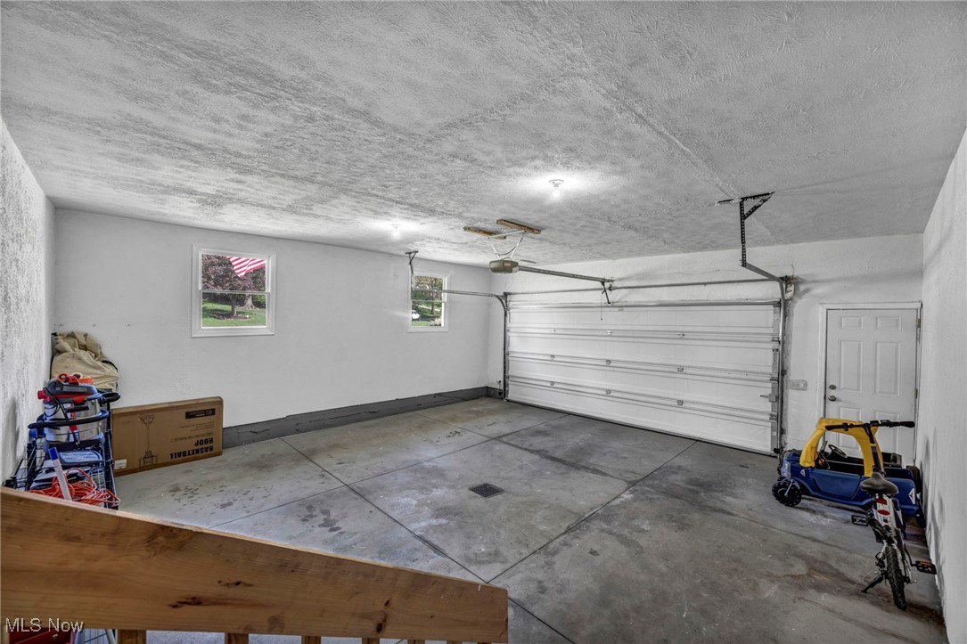5919 Snowshoe Circle, Canton, Ohio image 21
