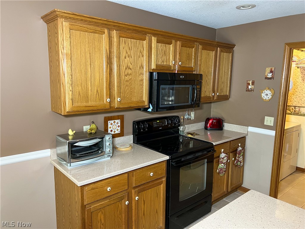 Village/Jamestown Trace Condo - Residential