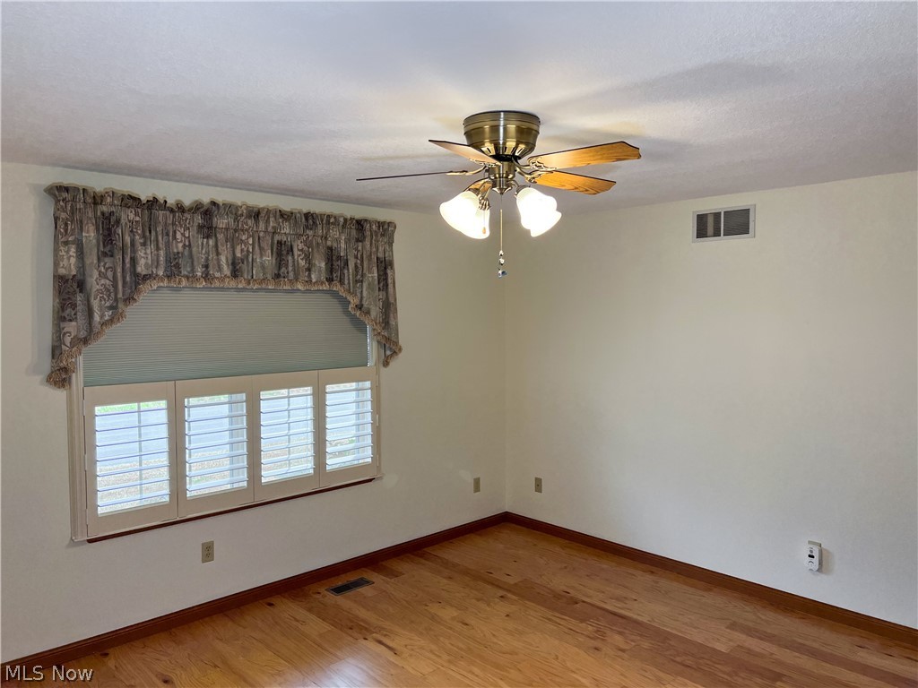Village/Jamestown Trace Condo - Residential