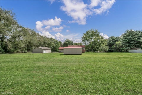 Tiny photo for 275 Smedley Drive, Washingtonville, OH 44490 (MLS # 5239861)