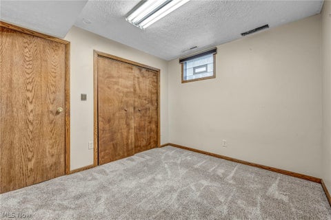 Tiny photo for 275 Smedley Drive, Washingtonville, OH 44490 (MLS # 5239861)