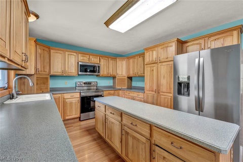 Tiny photo for 275 Smedley Drive, Washingtonville, OH 44490 (MLS # 5239861)