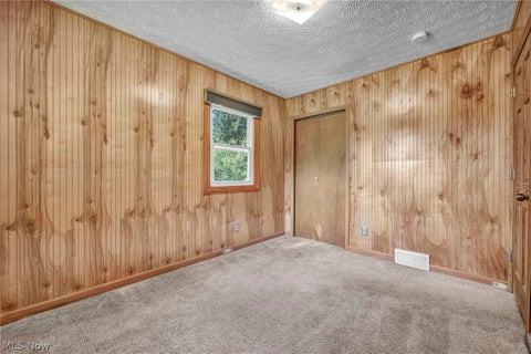 Tiny photo for 275 Smedley Drive, Washingtonville, OH 44490 (MLS # 5239861)