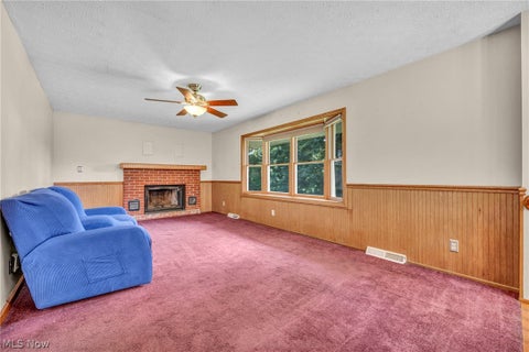 Tiny photo for 275 Smedley Drive, Washingtonville, OH 44490 (MLS # 5239861)