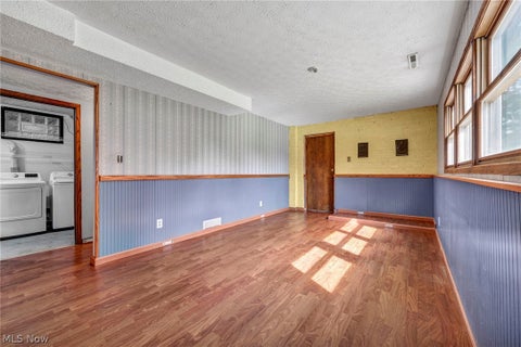 Tiny photo for 275 Smedley Drive, Washingtonville, OH 44490 (MLS # 5239861)