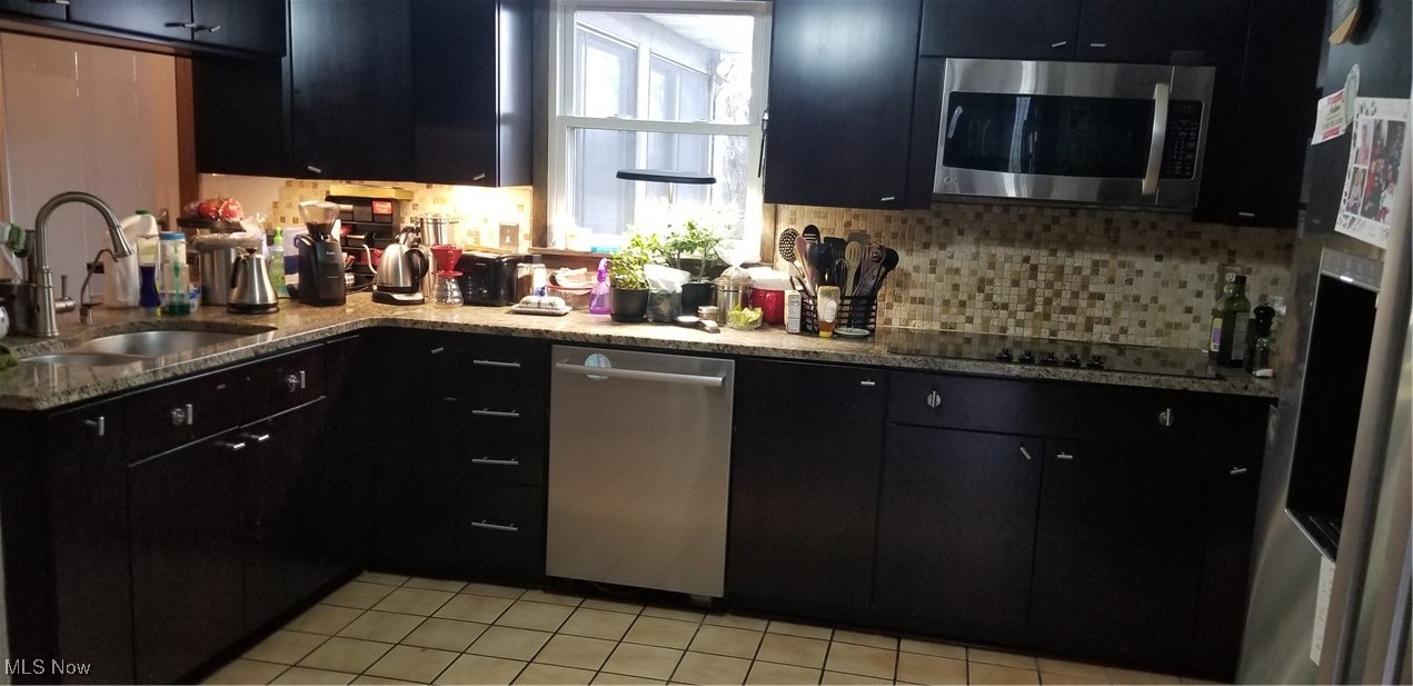 2262 Tanglewood Drive, Salem, Ohio image 3