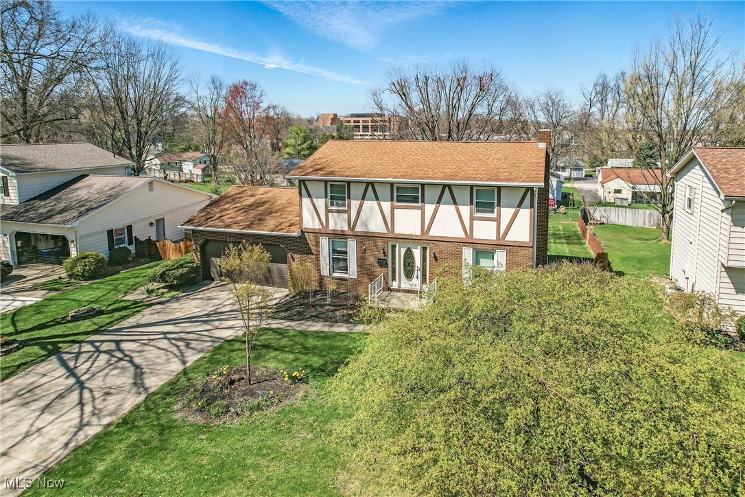 2262 Tanglewood Drive, Salem, Ohio image 2