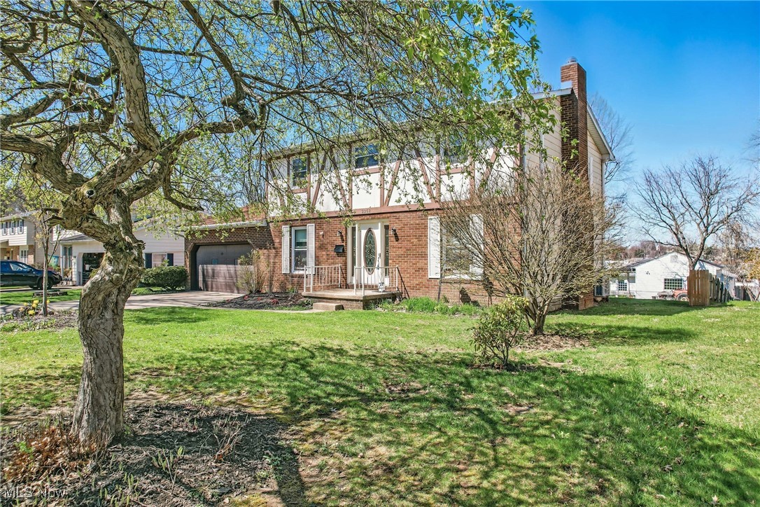 2262 Tanglewood Drive, Salem, Ohio image 3