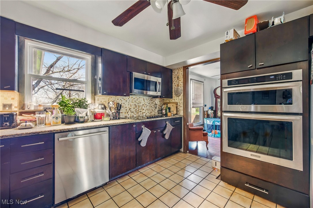 2262 Tanglewood Drive, Salem, Ohio image 16