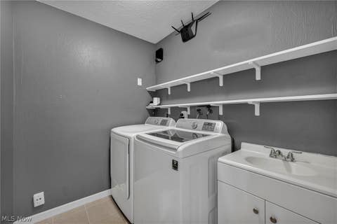 Tiny photo for 18446 Drake Road, Strongsville, OH 44136 (MLS # 5238204)