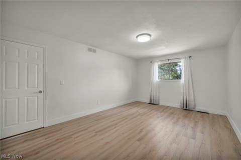 Tiny photo for 18446 Drake Road, Strongsville, OH 44136 (MLS # 5238204)