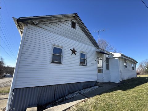 Photo of 471 Fair Avenue, Quaker City, OH 43773 (MLS # 5190658)