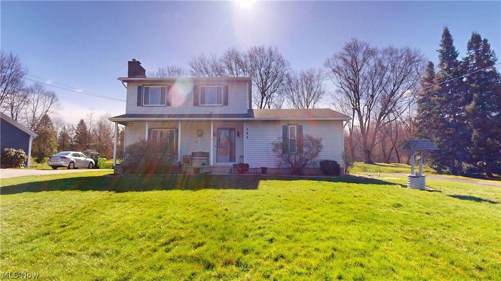 Photo of 495 S Elm Avenue, Tallmadge, OH 44278 (MLS # 5191487)