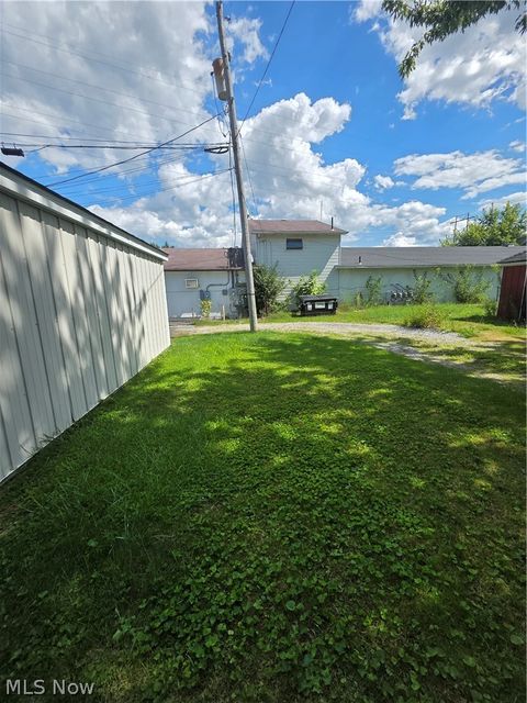 Tiny photo for 41981 N Ridge Road, Elyria, OH 44035 (MLS # 5203161)