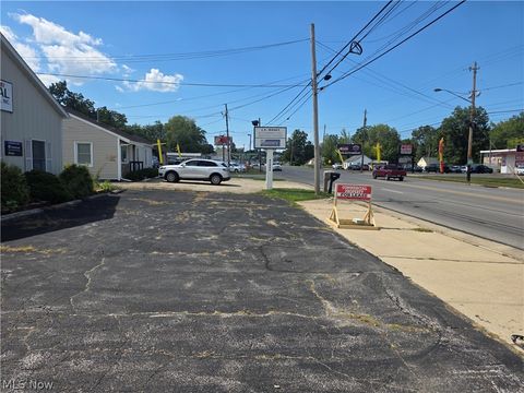 Tiny photo for 41981 N Ridge Road, Elyria, OH 44035 (MLS # 5203161)