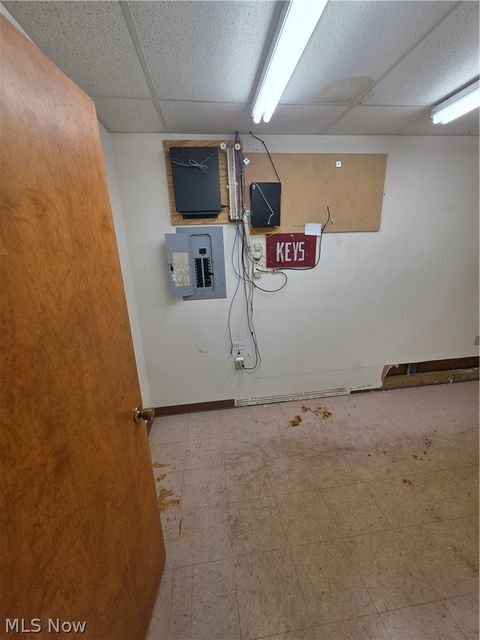 Tiny photo for 41981 N Ridge Road, Elyria, OH 44035 (MLS # 5203161)