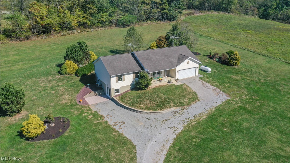 39528 Churchill Road