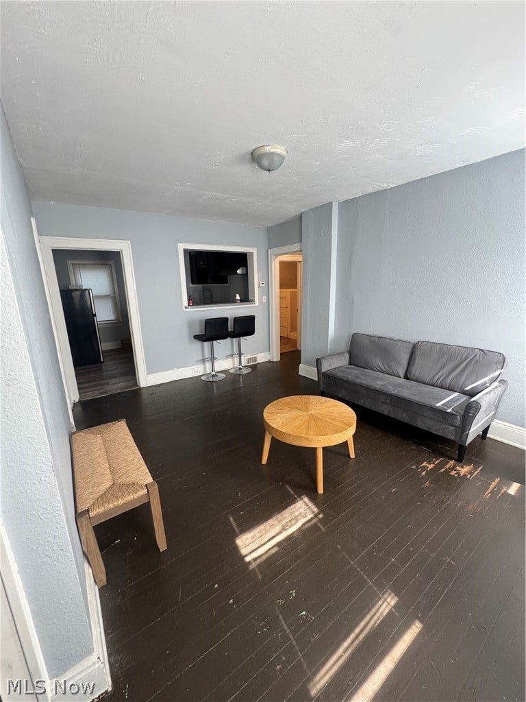 2707 Noble Road