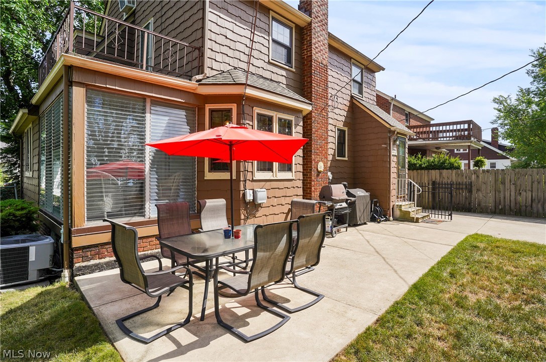 Utopia Beach - Residential